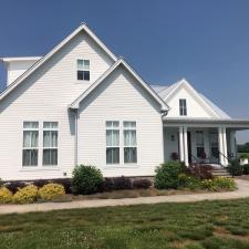 Farmhouse House Washing in Lewisburg, TN