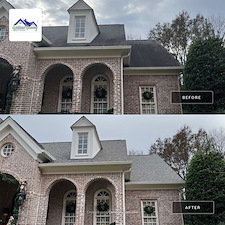 Franklin Roof Cleaning: Removing Ugly Black Algae Streaks Safely Without Shingle Damage